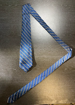 Cravate Fendi, marke: Fendi, zustand: Sehr gut, 12,00 €, 13,30 € inklusive Vinted-Käuferschutz