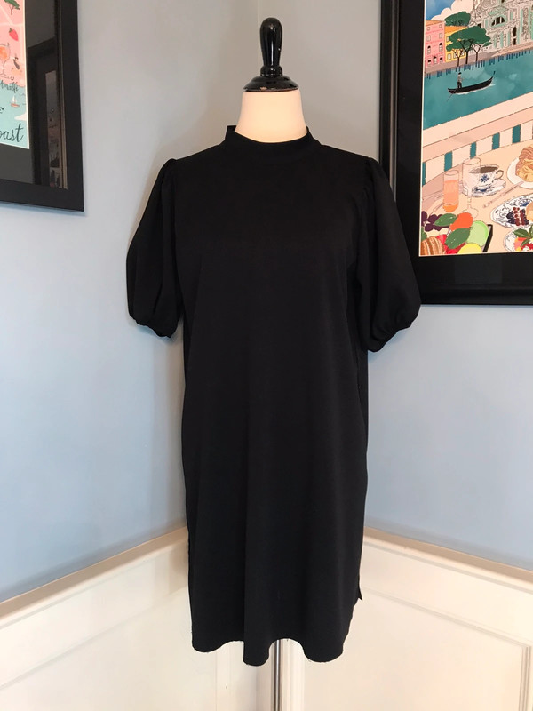 Black Short Sleeve Knee-Length A-Line Shift Dress with High Neck and Bow Detail Sz L 1