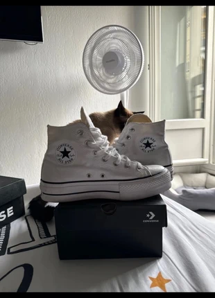 Baskets converses montante crème, brand: Converse x Chuck Taylor, condition: Very good, size: 37.5, €30.00, €32.20 includes Buyer Protection