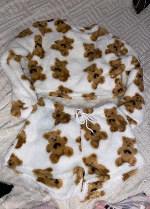 Piżama do spania , estado: Novo sem etiquetas, tamanho: XL / 42 / 14, €6.00, €7.00 inclui Proteção do Comprador