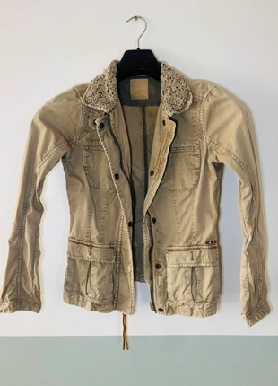 Veste Napapijri S Beige, merk: Napapijri, staat: Heel goed, maat: S / 36 / 8, € 15,00, € 16,45 inclusief Kopersbescherming