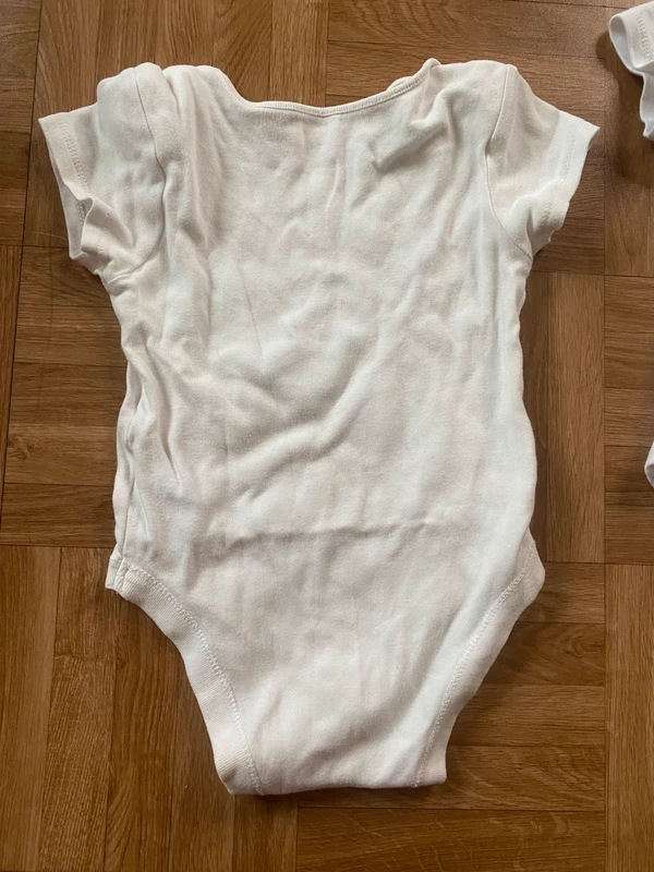 Lot de 2 body à manches courtes blanc taille 12/18 mois Primark - photo numéro 2