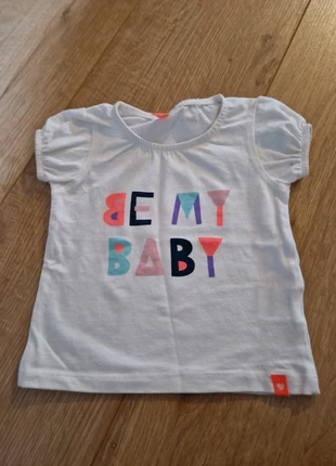 Tshirtje maat 62, merk: New Born, staat: Goed, maat: 3-6 maanden / 62 cm, € 1,00, € 1,75 inclusief Kopersbescherming