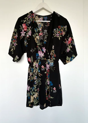 Mono corto Stradivarius, marque: Stradivarius, état: Très bon état, taille: M / 38 / 10, 7,00 €, 8,05 € Protection acheteurs incluse