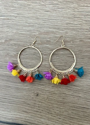 Boucles d’oreilles créoles pendantes dorées & fleurs multicolores en tissu, marca: La Boutique, estado: Muito bom, €5.00, €5.95 inclui Proteção do Comprador