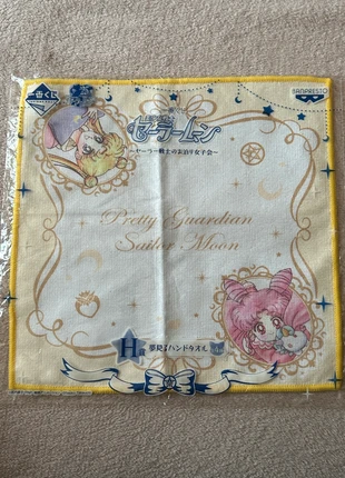 Serviette à main Sailor Moon, marque: Sailor Moon, état: Très bon état, 8,00 €, 9,10 € Protection acheteurs incluse