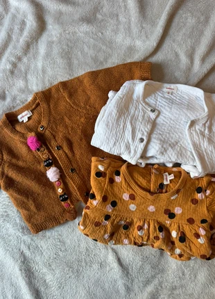 Lot Catimini – Bébé fille – 6 mois – 2 combinaisons + 1 gilet – Très bon état, marca: Catimini, estado: Muito bom, tamanho: 3-6 meses / 62 cm, €12.00, €13.30 inclui Proteção do Comprador