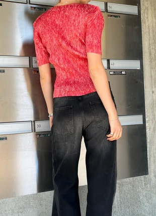 Issey Miyake Pleats Please top size 3, merk: Pleats Please Issey Miyake, staat: Heel goed, maat: Universele maat, € 100,00, € 105,70 inclusief Kopersbescherming Pro