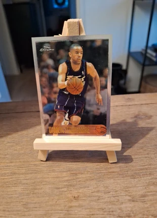 1996-97 Topps Chrome Damon Stoudamire #20 Toronto Raptors NM, merk: Topps, staat: Goed, € 1,50, € 2,28 inclusief Kopersbescherming