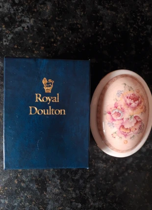 Royal Doulton Darjeeling Trinket Box, brand: Royal Doulton, condition: New without tags, £5.00, £5.95 includes Buyer Protection