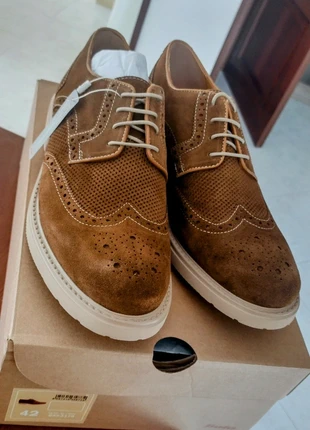 Scarpe Bata uomo taglia 42 derby stringate francesine marrone, marque: Bata, état: Neuf avec étiquette, taille: 42, 23,00 €, 24,85 € Protection acheteurs incluse