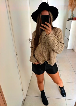 Pull en maille dorée Zara taille L, merk: Zara, staat: Heel goed, maat: L / 40 / 12, € 25,00, € 26,95 inclusief Kopersbescherming