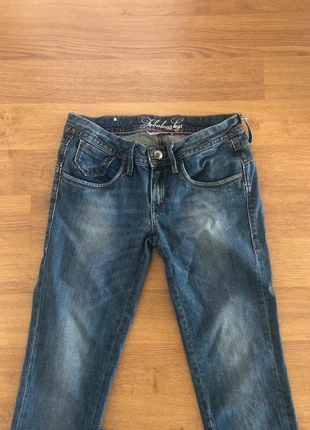 jeans coquette , merk: Fornarina, staat: Nieuw zonder prijskaartje, maat: S / 36 / 8, € 10,00, € 11,20 inclusief Kopersbescherming