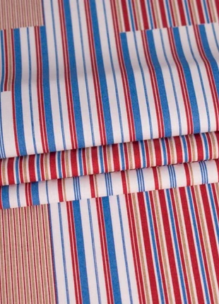 Printed striped popeline fabric, marque: Mondial Tissus, état: Neuf avec étiquette, 8,00 €, 9,10 € Protection acheteurs incluse