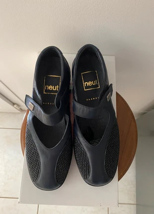 Chaussures Confort Taille 36, marca: Neut, estado: Novo sem etiquetas, tamanho: 36, €25.00, €26.95 inclui Proteção do Comprador