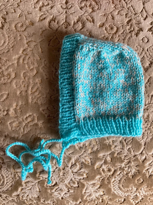 Fluffy Bonnet