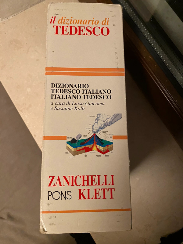 Dizionario tedesco. Tedesco-italiano, italiano-tedesco : : Książki