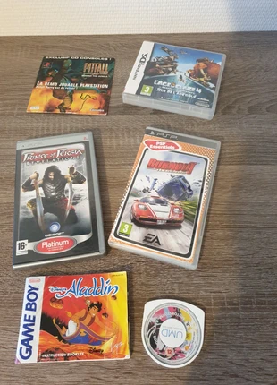 Lot de jeux et accessoire, condition: Good, €8.00, €9.10 includes Buyer Protection
