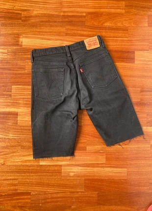 Bermuda Levi’s 501, marca: Levi's, estado: Muy bueno, tamaño: M / 38 / 10, 35,00 €, 37,45 € Protección al comprador incluida