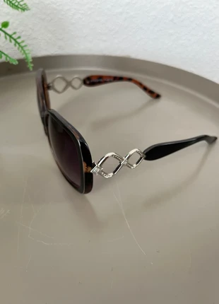 Eleanor sunglasses, brand: Eleonora, condition: Good, £20.00, £21.70 includes Buyer Protection