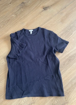 T-shirt, marke: H&M, zustand: Neu, größe: M, 5,00 €, 5,95 € inklusive Vinted-Käuferschutz