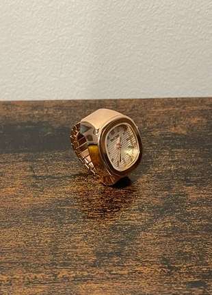 Bague bijoux montre accessoire rose, brand: Accessoire, condizioni: Nuovo senza cartellino, taglia: Regolabile, €8.00, €9.10 include la Protezione acquisti