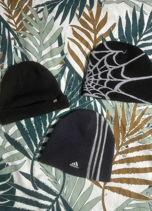 Lot de 3 bonnets, marca: adidas, estado: Muy bueno, tamaño: S, 6,00 €, 7,00 € Protección al comprador incluida