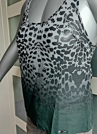 Top Guess Taille S, marque: GUESS, état: Neuf sans étiquette, taille: S / 36 / 8, 12,50 €, 13,83 € Protection acheteurs incluse