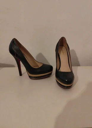 real leahter primadonna heels, brand: Vera Pelle, condizioni: Ottime, taglia: 39, €10.00, €11.20 include la Protezione acquisti