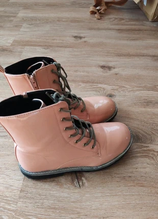 Bottines vernies rose saumon pointure 39 style rangers, brand: Tissaia, condition: Good, size: 39, €5.00, €5.95 includes Buyer Protection