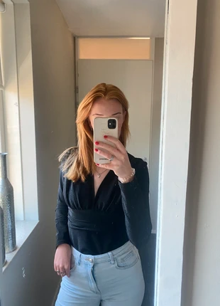 Zwarte glitter body, merk: Shein, staat: Goed, maat: M / 38 / 10, € 7,50, € 8,58 inclusief Kopersbescherming