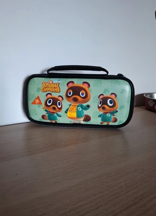Pochette Switch normale ou Lite., marque: Animal Crossing, état: Neuf sans étiquette, 10,00 €, 11,20 € Protection acheteurs incluse