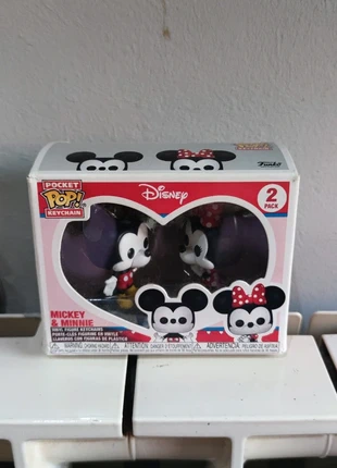Llavero Funko Pop Mickey & Minney, merk: Funko Pop, staat: Nieuw zonder prijskaartje, maat: 3 jaar / 98 cm, € 12,00, € 13,30 inclusief Kopersbescherming