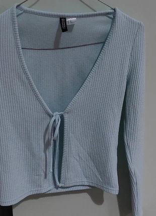 Cardigan corto • cárdigan corto • cardigã curto , marke: H&M, zustand: Sehr gut, größe: XS, 8,00 €, 9,10 € inklusive Vinted-Käuferschutz