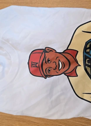 Graphic tee, brand: Graphic Tee, condition: New with tags, size: M, £5.00, £5.95 includes Buyer Protection