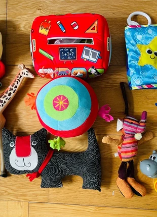 Jouet premier âge bébé peluche livre veilleuse voiture chat girafe, brand: Fisher Price, condizioni: Ottime, taglia: Taglia unica, €15.00, €16.45 include la Protezione acquisti