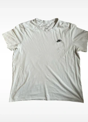 T-shirt Nike blanc taille XXL, marca: Nike, estado: Muito bom, tamanho: XXL, €15.00, €16.45 inclui Proteção do Comprador