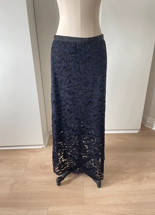 Gerard Darel Navy Lace Floral Skirt, brand: Gerard Darel, condition: New without tags, size: M / 38 / 10, €25.00, €26.95 includes Buyer Protection