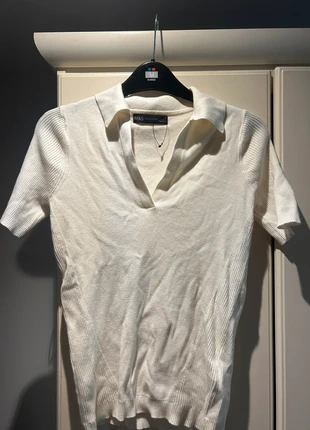M&S Light Cream V-Neck Collared Top, brand: Marks & Spencer, condition: Very good, size: M / 38 / 10, €4.50, €5.43 includes Buyer Protection