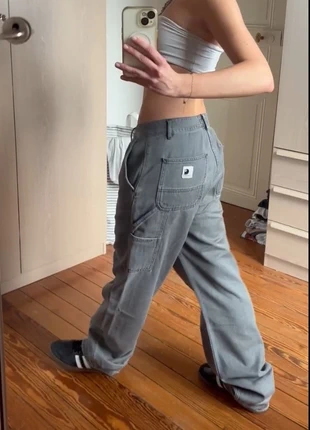 Jean carhartt gris cargo large oversize, brand: Carhartt, condizioni: Ottime, taglia: XS / IT 38 / EU 34, €40.00, €42.70 include la Protezione acquisti