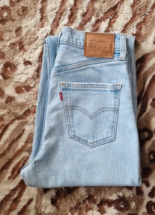 Levi's 70's High Flare W26L32, marque: Levi's, état: Très bon état, taille: S / 36 / 8, 39,00 €, 41,65 € Protection acheteurs (Pro) incluse