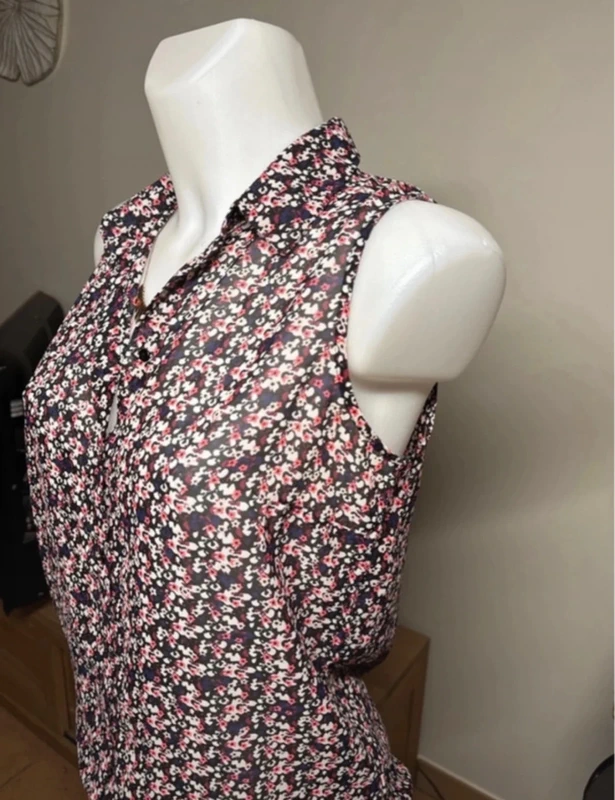 Chemise sans manches neuve - photo numéro 3