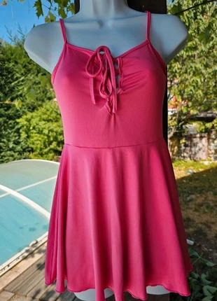 💖 Combishort jupe rose Shein S/36 ultra fraîche avec short intégré 💖, marque: Shein, état: Très bon état, taille: S / 36 / 8, 8,90 €, 10,05 € Protection acheteurs incluse