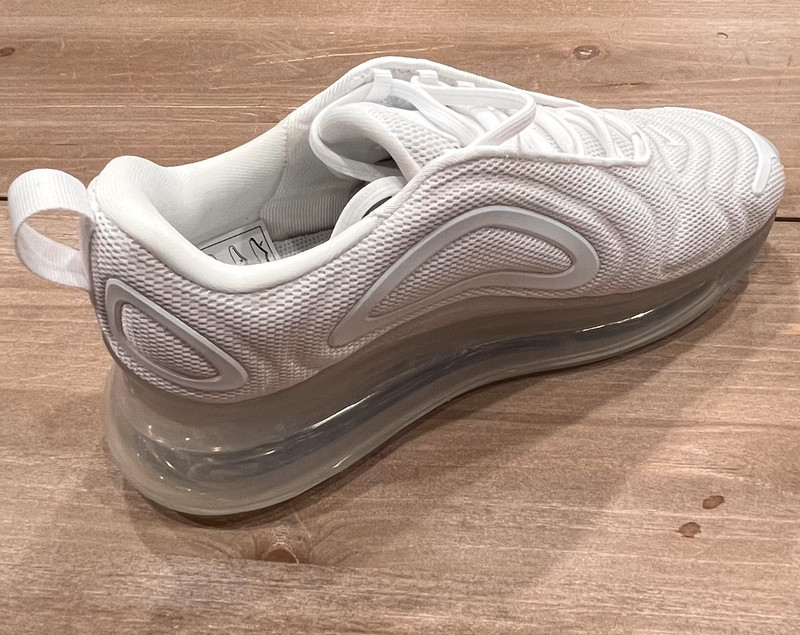 Chausure Nike Air Max 720 Blanche Vinted