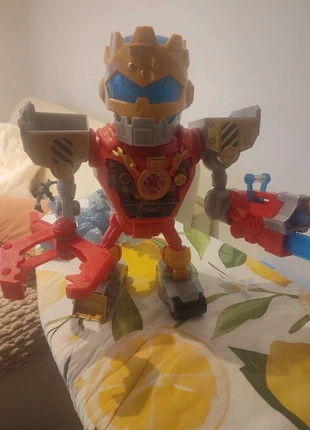 Robot, brand: Robotime, condizioni: Buone, taglia: 6 anni / 116 cm, €7.00, €8.05 include la Protezione acquisti