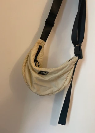 Les Frans fannybag before 45€, merk: Les Fans, staat: Heel goed, € 8,00, € 9,10 inclusief Kopersbescherming