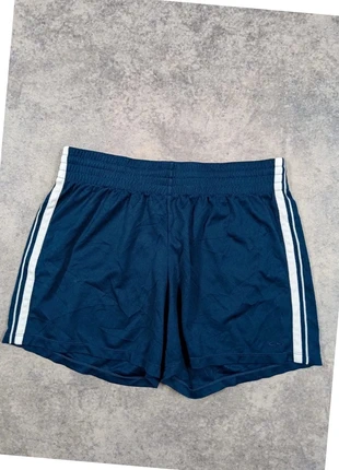Short de sport femme bleu marine c9 by champion taille S en polyester sans poches, marke: Champion, zustand: Sehr gut, größe: S / 36 / 8, 9,90 €, 11,10 € inklusive Vinted-Käuferschutz