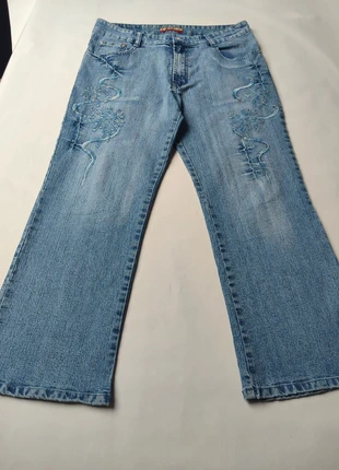 Jeans femme brodé – style Y2K vintage, taille 42 – pièce originale des années 2000, marca: Hondney, estado: Muito bom, tamanho: XL / 42 / 14, €15.00, €16.45 inclui Proteção do Comprador