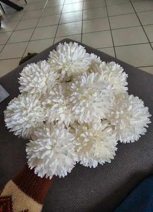 Chrysanthèmes blanches, marque: je ne sais pas, état: Très bon état, 5,00 €, 5,95 € Protection acheteurs incluse