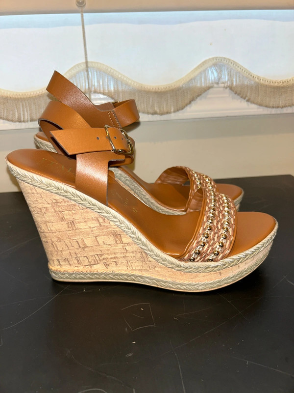 Italian Wedge Sandal 1